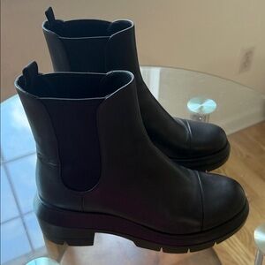 STUART WEITZMAN Black Leather Boots. Size 7.5